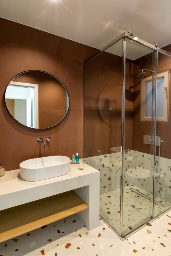 Modern 4Bd Apt Near Piraeus Port-Ath-15 Min Walk-Pirasmus Residencies מראה חיצוני תמונה